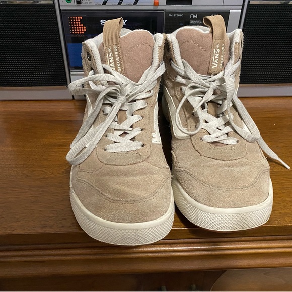 Vans range - Picture 5 of 5